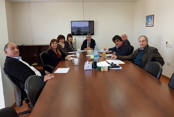 Συνάντηση με εκπροσώπους του Παγκύπριου Συνδέσμου Ιδιοκτητών Περιουσιών Κατεχομένων στα γραφεία του Κ.Φ. [22-2-2018].